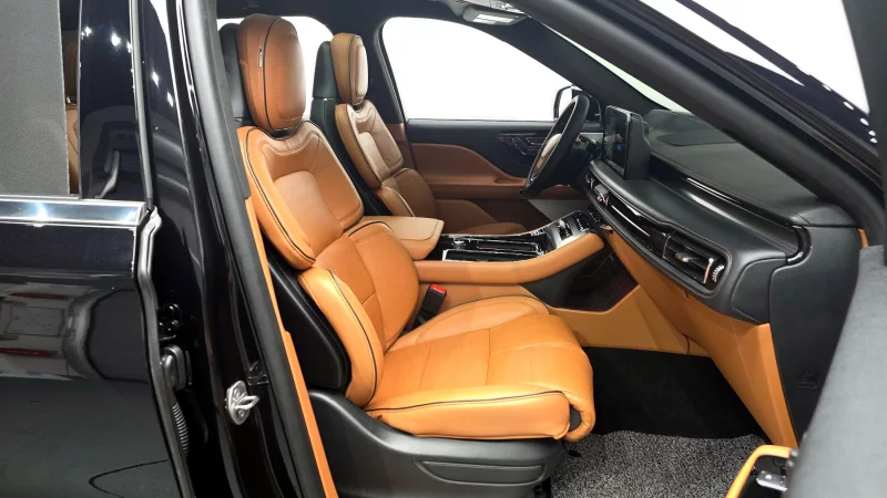 Lincoln Aviator