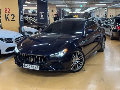 Maserati GHIBLI