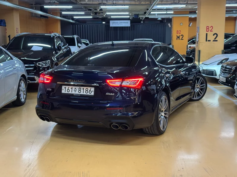 Maserati Ghibli