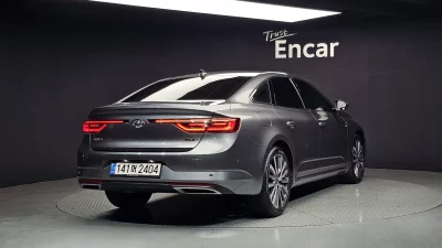 Renault SM6