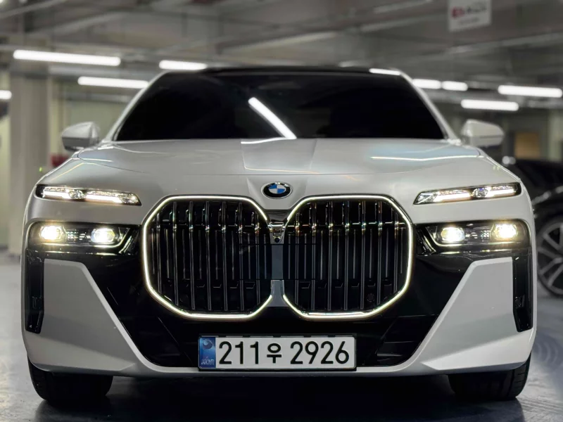 BMW 7-Series