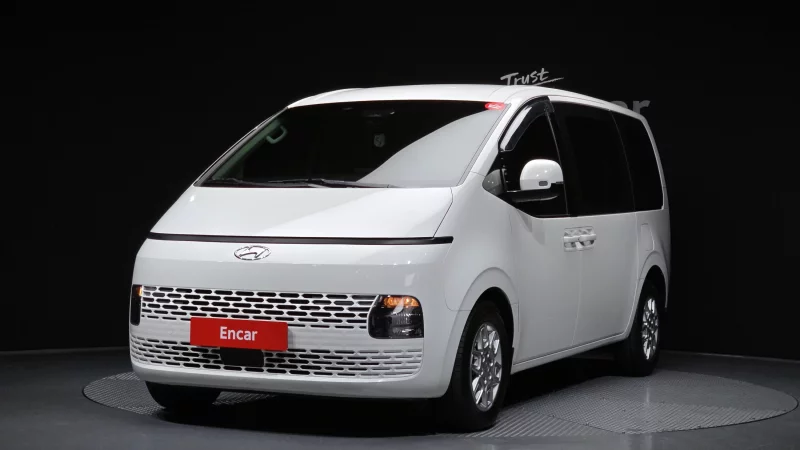 Hyundai Staria