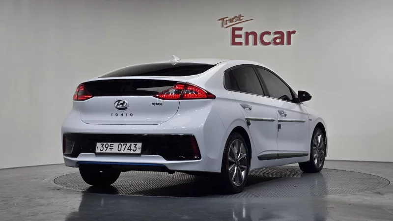 Hyundai Ioniq