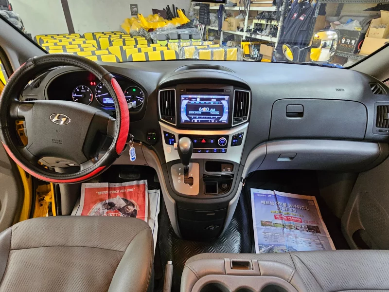 Hyundai Grand Starex