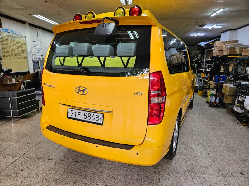 Hyundai Grand Starex
