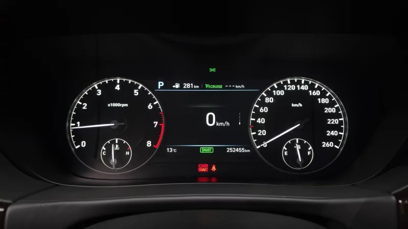 Genesis EQ900