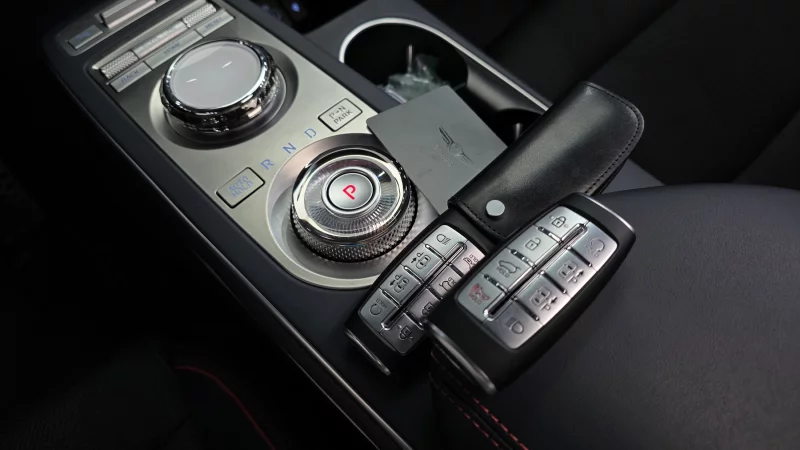 Genesis GV70