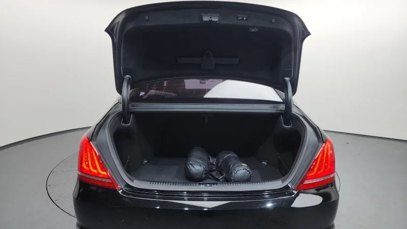 Genesis EQ900