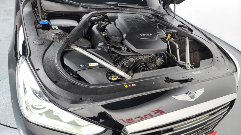 Genesis EQ900