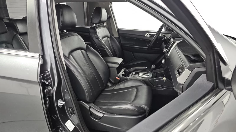 SsangYong Rexton Sports