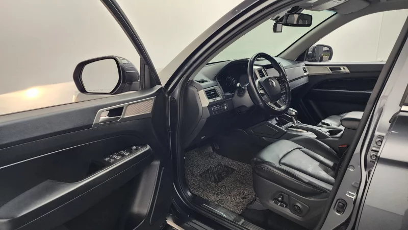 SsangYong Rexton Sports