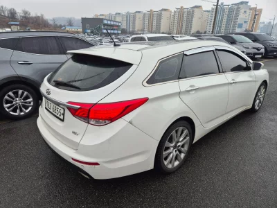 Hyundai I40