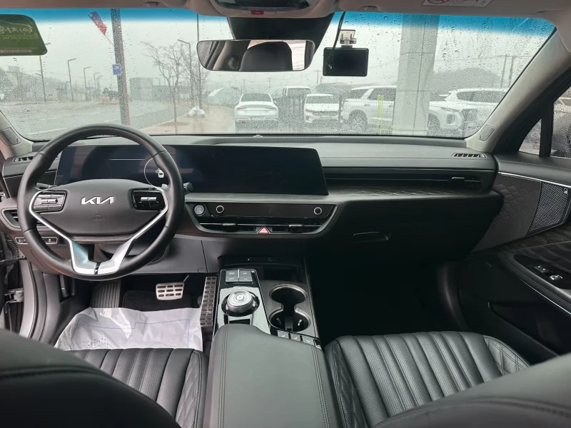 Kia K8