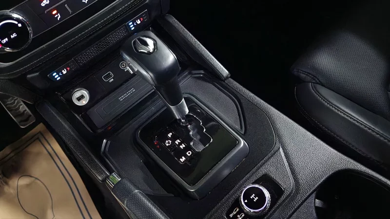 SsangYong Rexton Sports