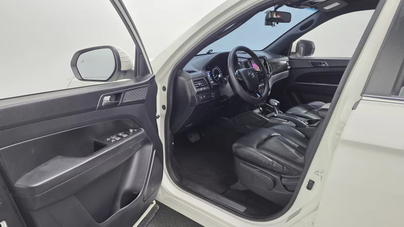 SsangYong Rexton Sports