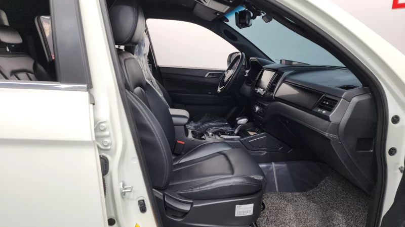 SsangYong Rexton Sports Khan