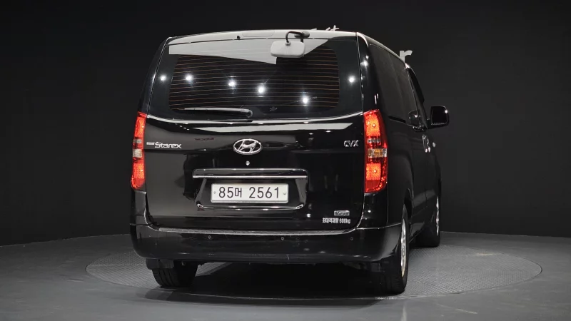 Hyundai Grand Starex