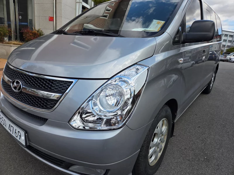 Hyundai Grand Starex