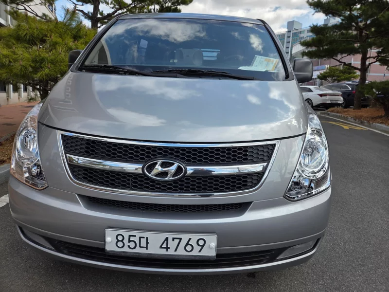 Hyundai Grand Starex