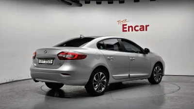 Renault SM3