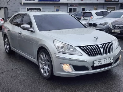Hyundai Equus