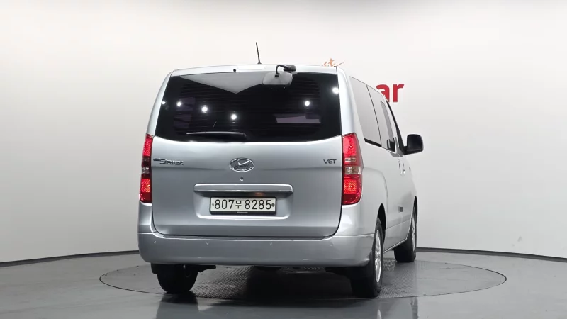Hyundai Grand Starex