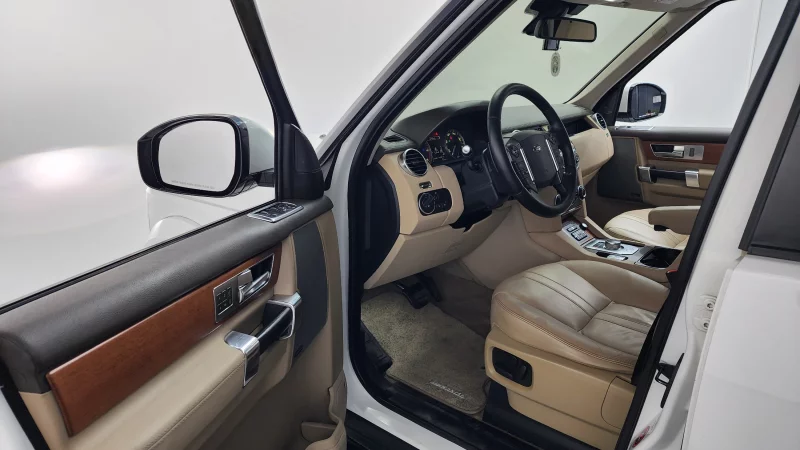 Land Rover DISCOVERY