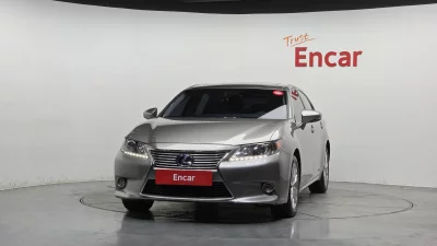 Lexus ES300h