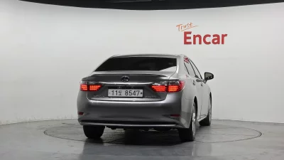 Lexus ES300h