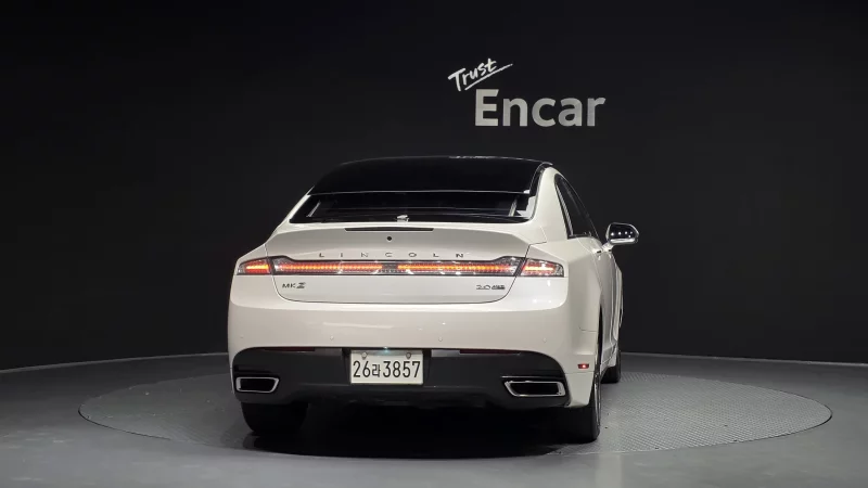 Lincoln Mkz