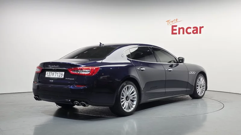 Maserati QUATTROPORTE