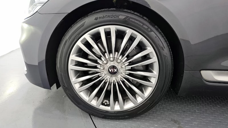Kia K9