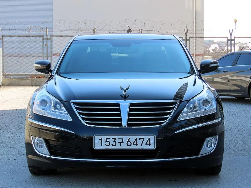 Hyundai Equus