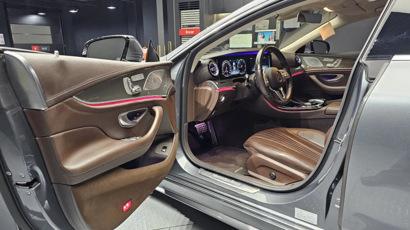 Mercedes-Benz CLS-Class