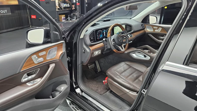 Mercedes-Benz GLS-Class