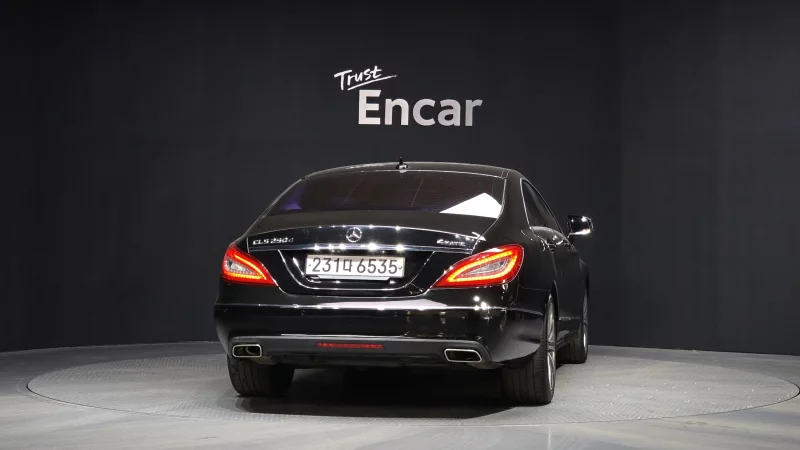 Mercedes-Benz CLS-Class