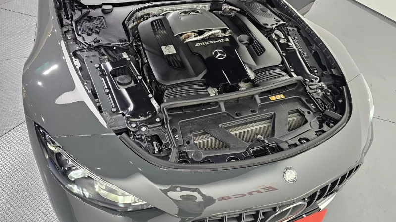 Mercedes-Benz SL-Class