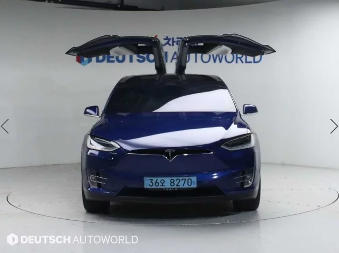 Tesla MODEL X