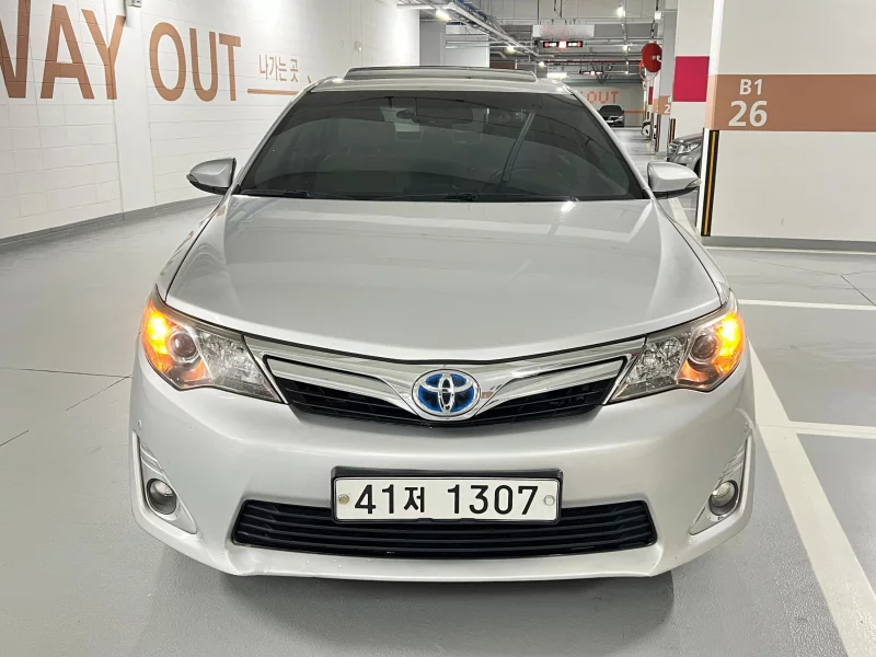 Toyota CAMRY