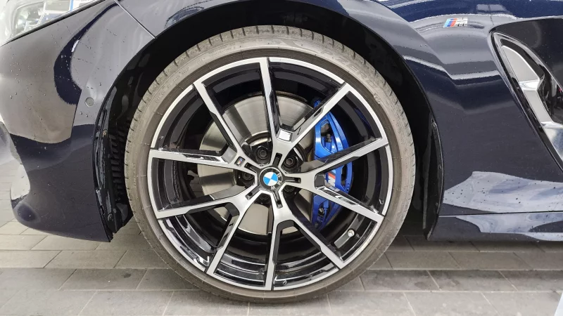 BMW 8-Series