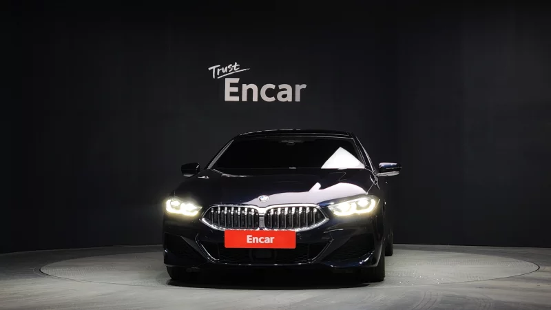 BMW 8-Series