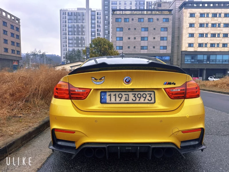 BMW M4