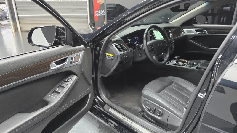Genesis G80