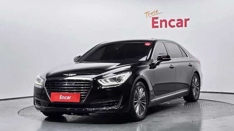 Genesis EQ900