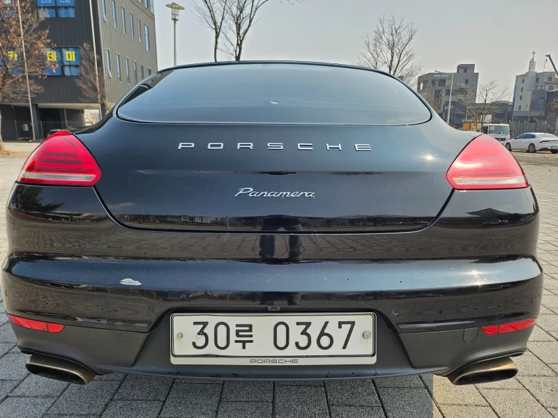Porsche PANAMERA