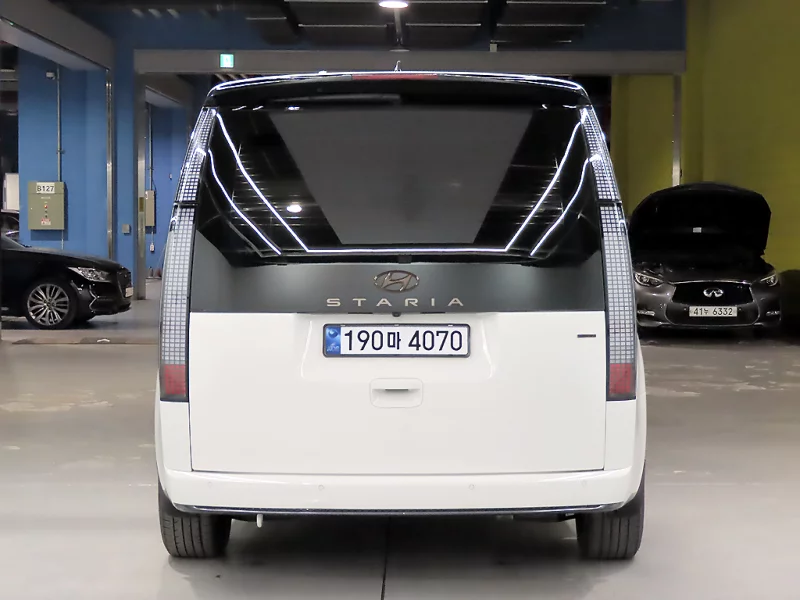 Hyundai Staria