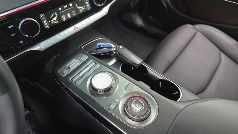 Genesis GV70