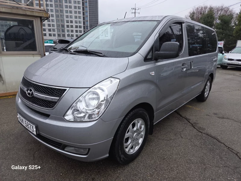 Hyundai Grand Starex