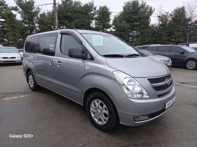 Hyundai Grand Starex