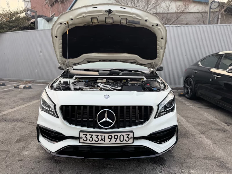 Mercedes-Benz CLA-Class